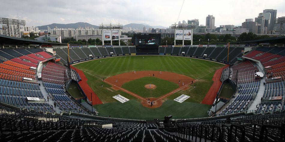 [KBO 뉴스] 역대 최초 1000만 관중 돌파한 KBO 리그...평균 관중 1만명 시대