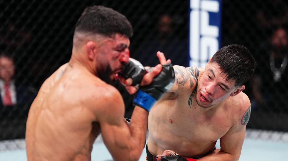 [UFC 뉴스] 'UFC 전 챔피언' 브랜든 모레노, 알바지 꺾고 1년 9개월 만에 우승