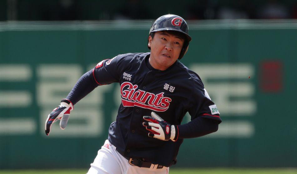 [KBO 뉴스] '정훈 결승타' 롯데, 연장 혈투 끝에 두산 제압...두산은 5위 추락 위기